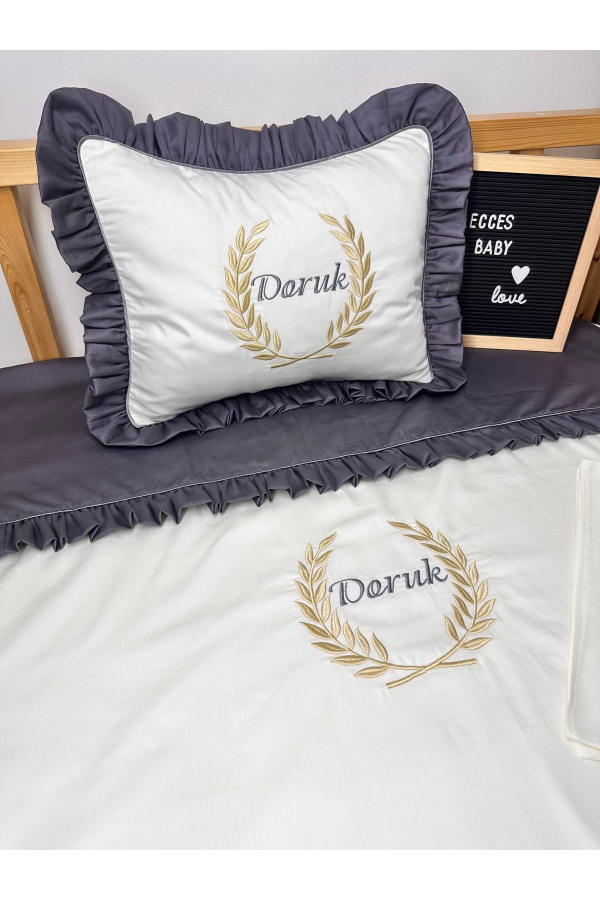 Pamuk Saten Ekru Nevresim Takımı Set 1 (100*120 Ebat) Pamuk Saten Ekru Nevresim Takımı Set 1 (100*120 Ebat)